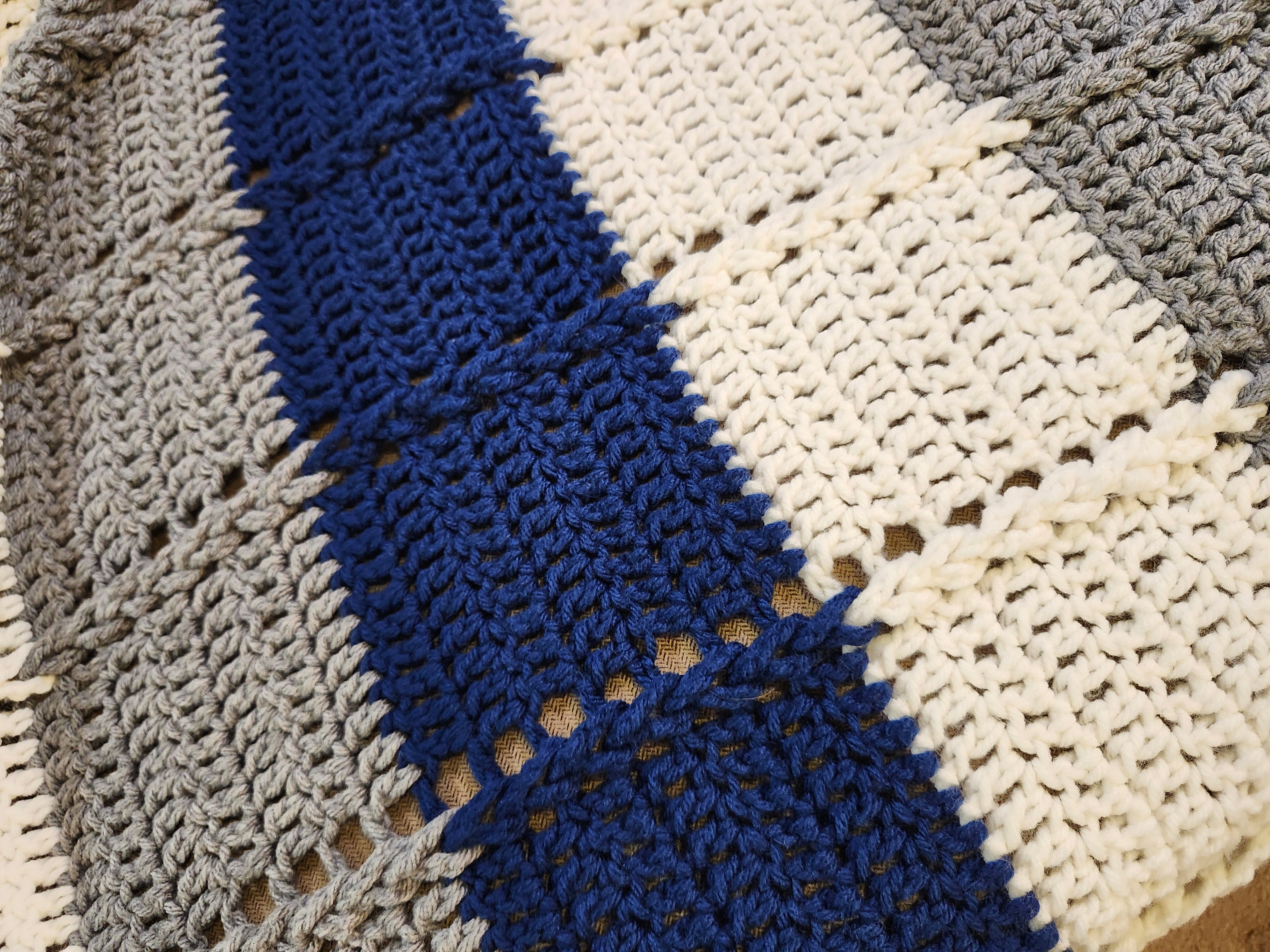 Large Crochet Blanket - Nauticle