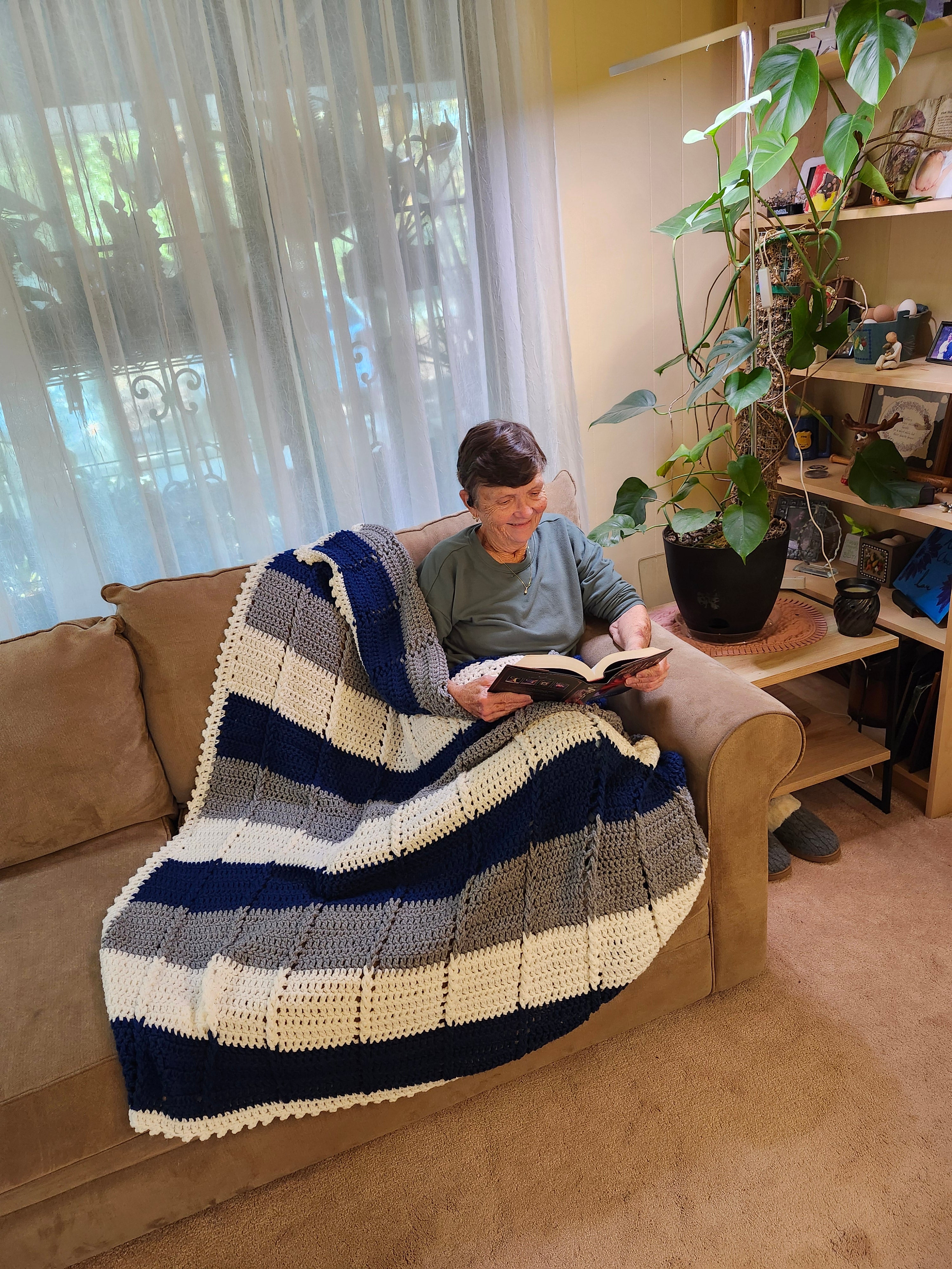 Large Crochet Blanket - Nauticle