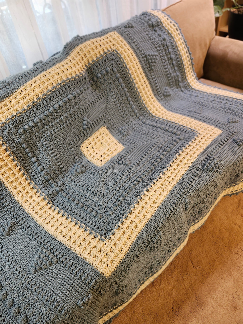 🍇 Handmade Popcorn Grape Afghan – 68" x 68" Cozy Textured Throw