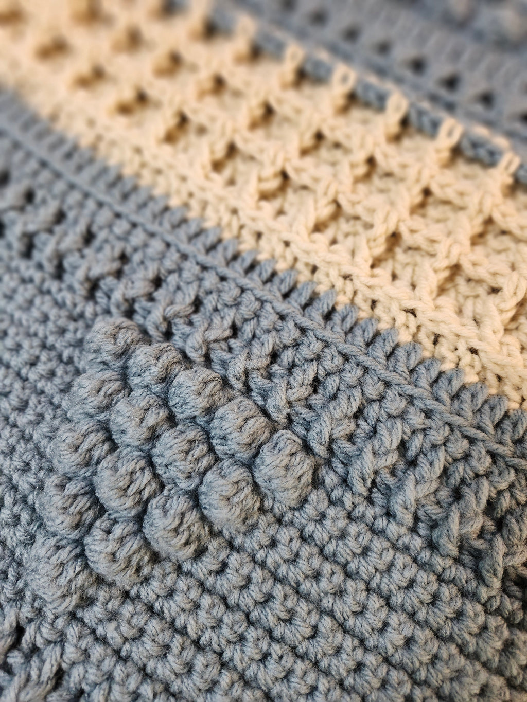 🍇 Handmade Popcorn Grape Afghan – 68" x 68" Cozy Textured Throw