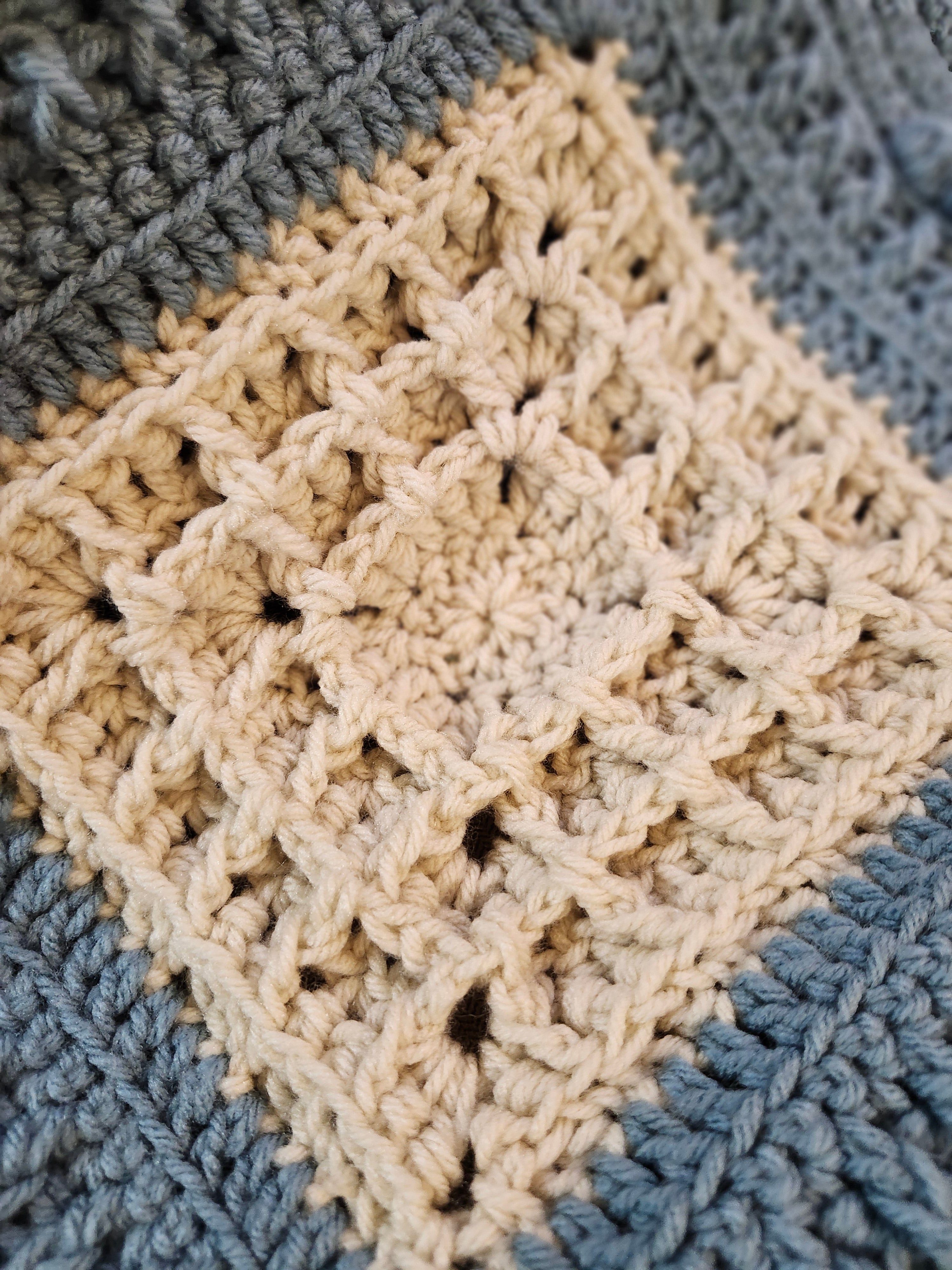 🍇 Handmade Popcorn Grape Afghan – 68" x 68" Cozy Textured Throw