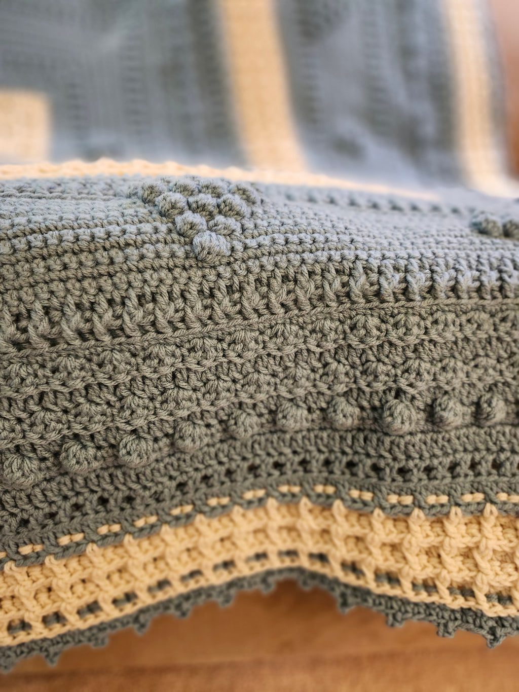 🍇 Handmade Popcorn Grape Afghan – 68" x 68" Cozy Textured Throw