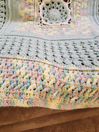 🌞 Sunburst Crochet Blanket – Handmade 49” Square | 70” Diagonal