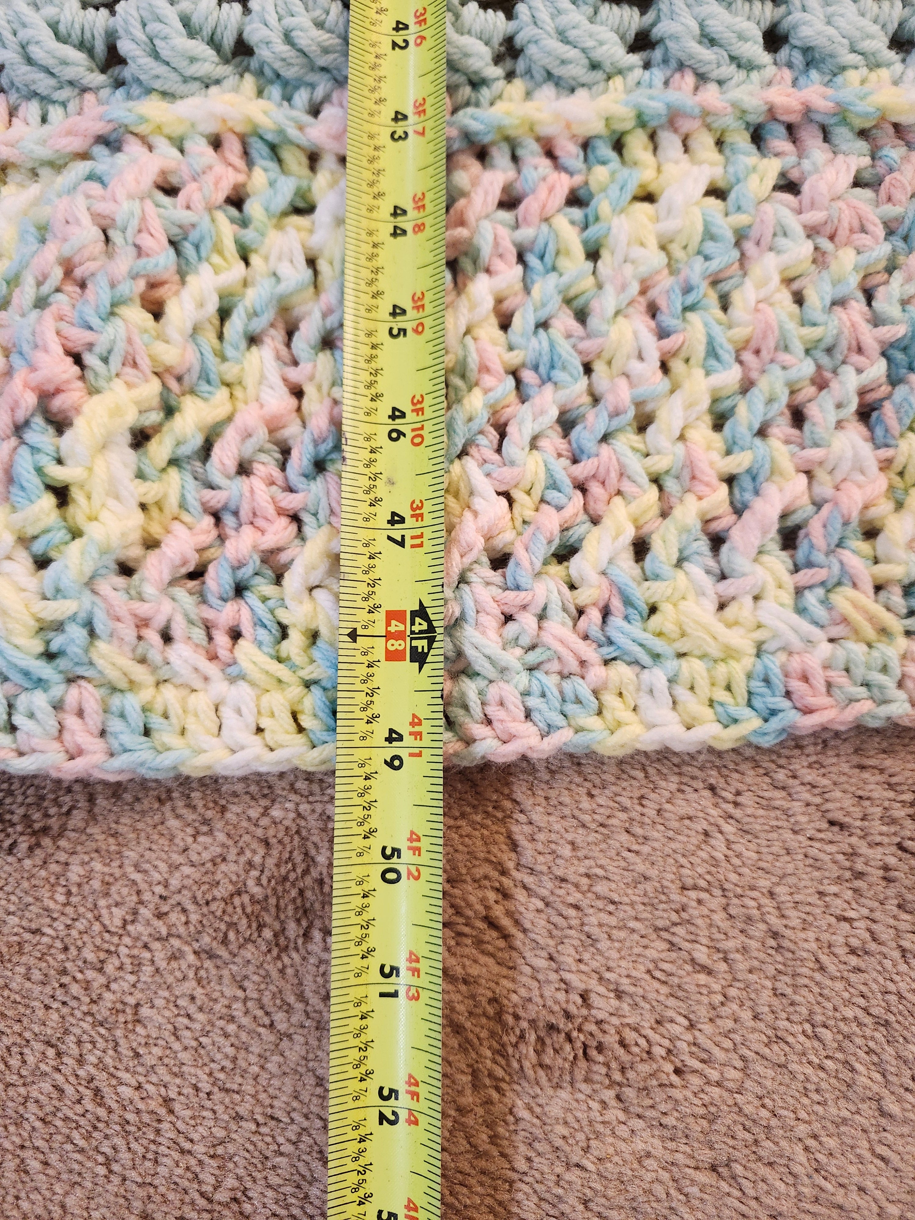 🌞 Sunburst Crochet Blanket – Handmade 49” Square | 70” Diagonal