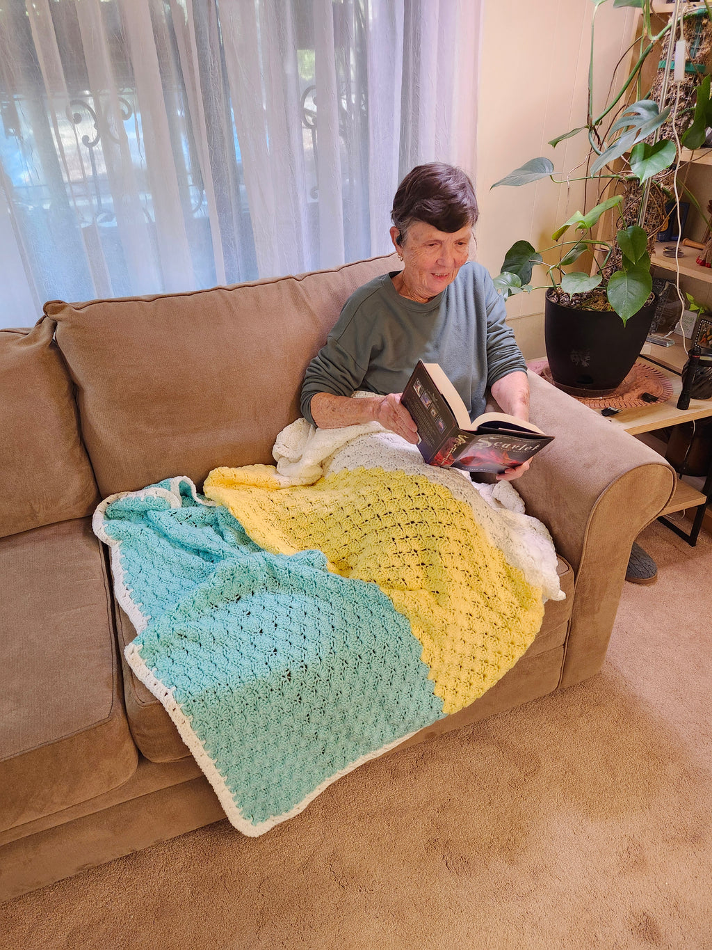Seashell Stitch Crochet Blanket — Handmade | 52" x 46.5"
