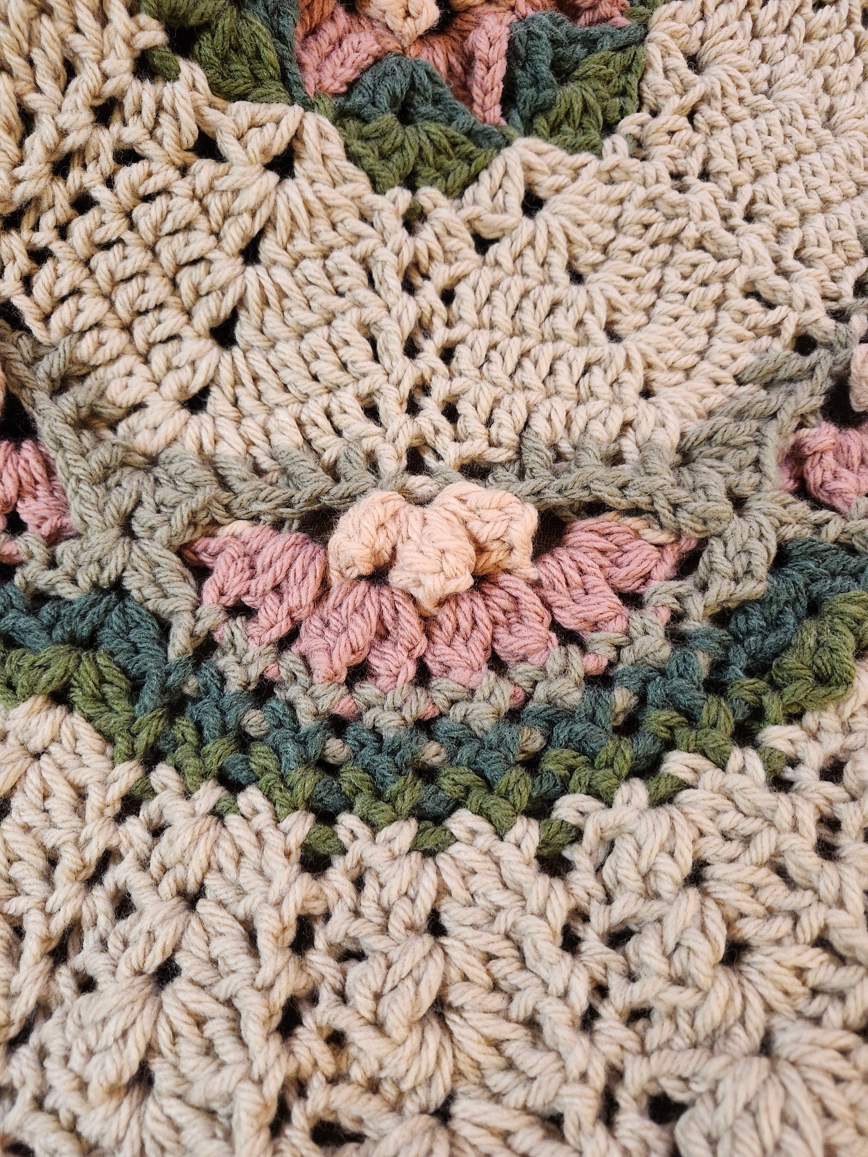 🌸 Flower Power Crochet Afghan Throw – Rustic, Warm & Handcrafted (55”)